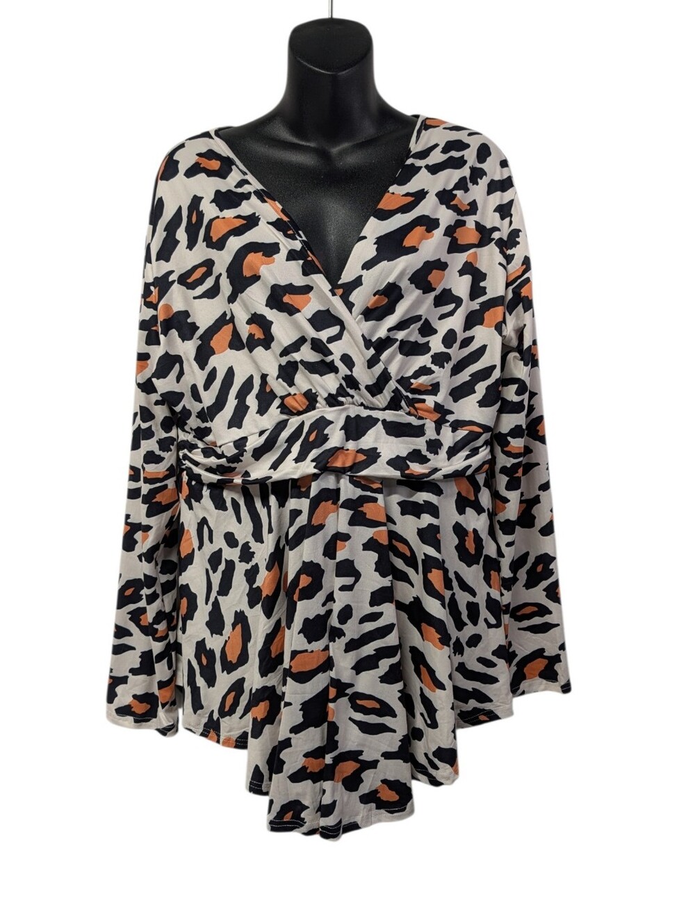 Allegrace Leopard Print Wrap Tunic Top Plus 1X Long Sleeve V-Neck Surplice NWT